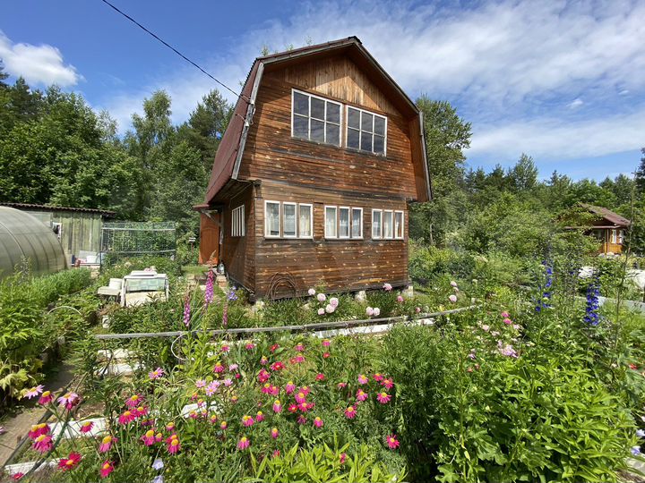 Дача 25 м² на участке 4,5 сот.