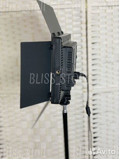 Профессиональный видеосвет Pro LED 800