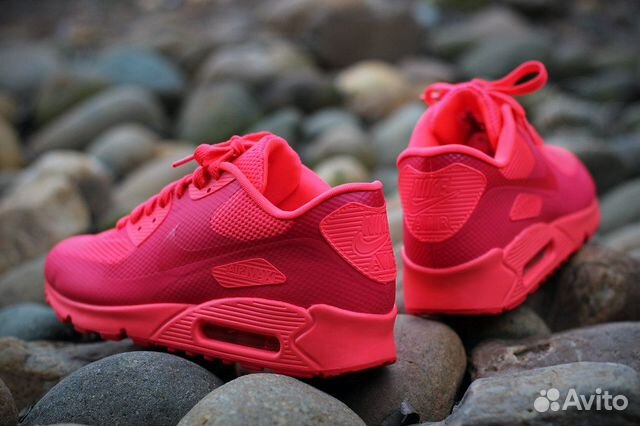 Кроссовки Nike женские