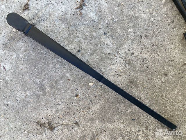 Дворник 5-й двери Мерседес S124 универсал