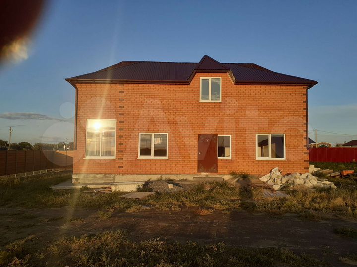 Дом 135,3 м² на участке 8 сот.