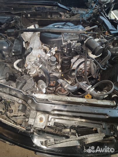 BMW 3 серия 1.9 МТ, 2001, битый, 150 000 км