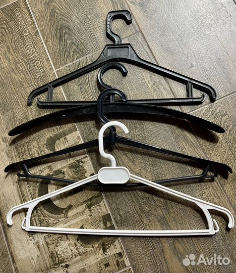 Вешалка плечики для одежды