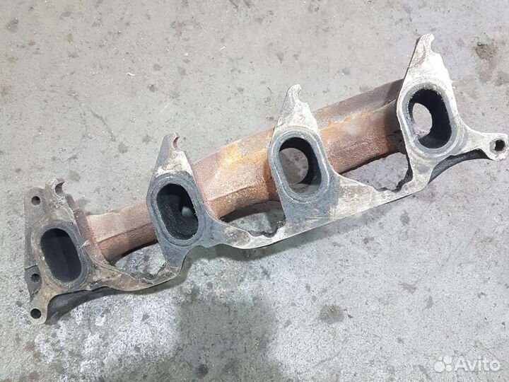 Выпускной коллектор renault