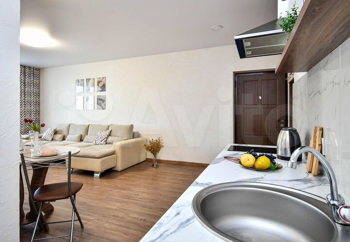 2-к. квартира, 55 м², 16/19 эт.