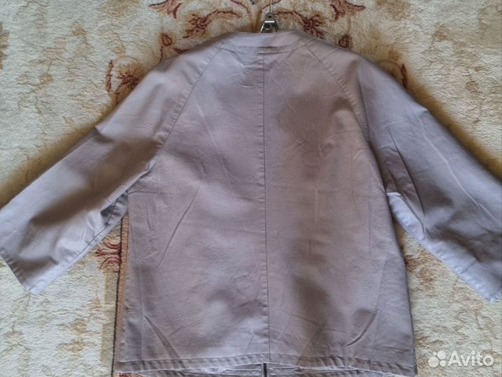 Женское кожаная курточка размер 54