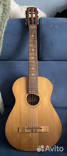Акустическая гитара бу