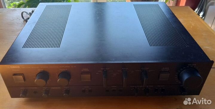 Усилители (пред + мощ) Yamaha С-4 / M-4