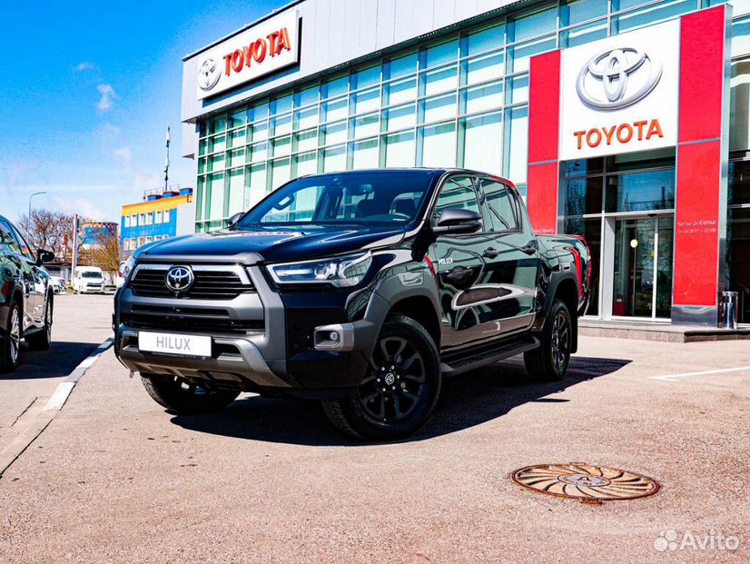 Toyota Hilux 2.4 MT, 2024