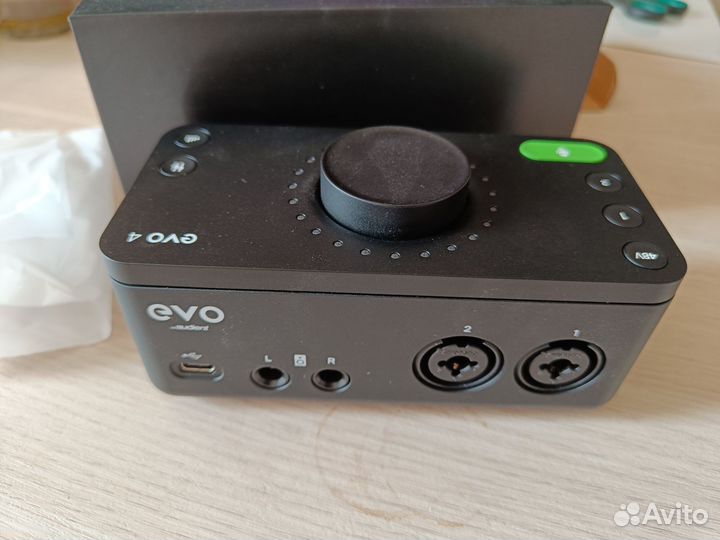 Звуковая карта Audient Evo 4