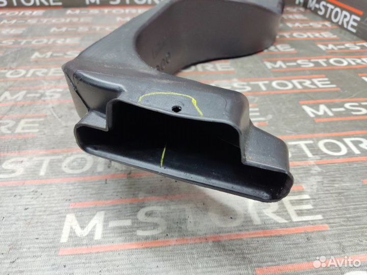 Воздуховод печки центральный Bmw X5 E53 M54B30