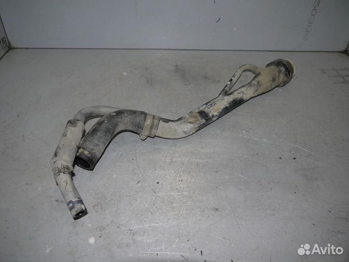 Горловина топливного бака Toyota Hilux (2005-2015)