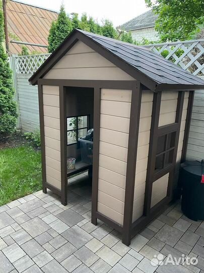 Детский игровой домик из дерева