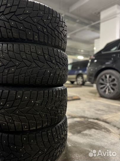 Dunlop SP Winter Ice 02 245/40 R18 Z