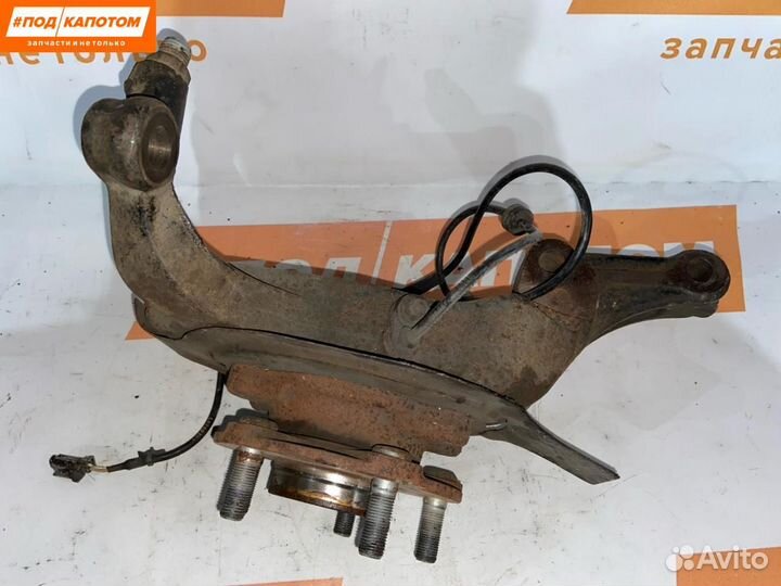 Кулак передний правый Nissan Murano Z50 2008