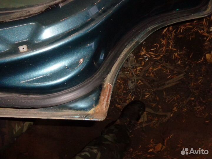 KIA Rio 1 Универсал дверь задняя левая б/у