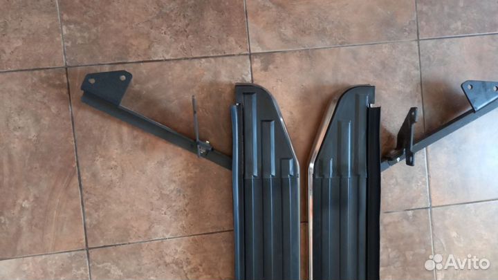 Пороги Nissan Terano,Renault Duster с креп. новые