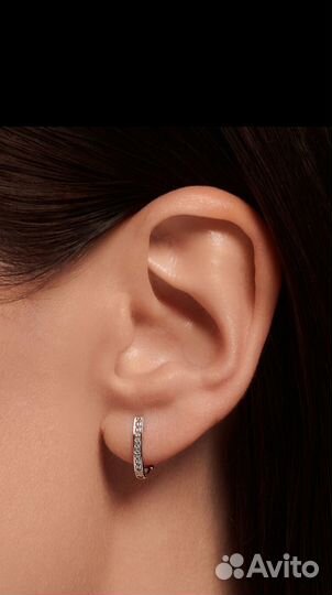 Серьги из белого золота с бриллиантами