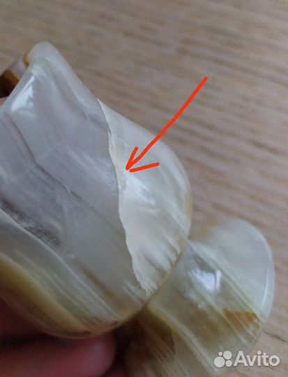 Ваза и рюмки из оникса