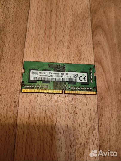 DDR4 Hynix 4 гб для ноутбука
