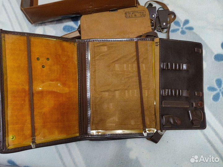 Ремень кожаный, планшет и другое