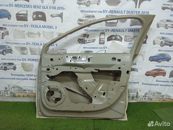 Дверь передняя правая Citroen C5