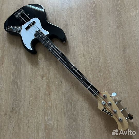 Бас гитара Bacchus BJB-300R Jazz Bass