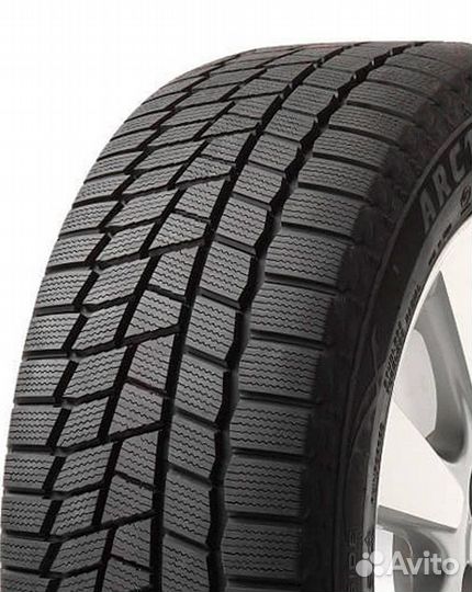Maxxis SP02 Arctic Trekker 225/40 R18