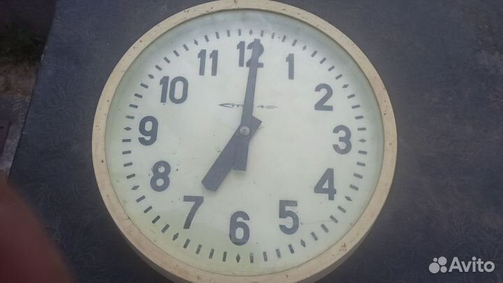 Часы СССР на 24в