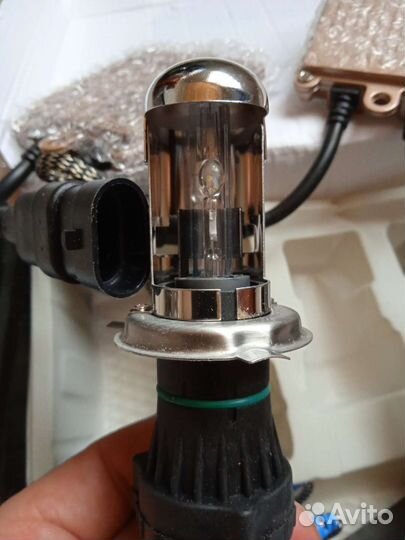 Биксеноновые лампы H4