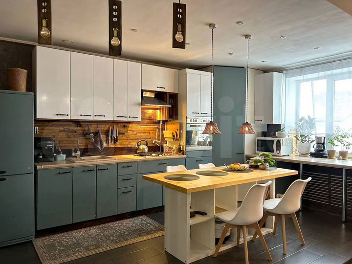 3-к. квартира, 117,8 м², 3/3 эт.