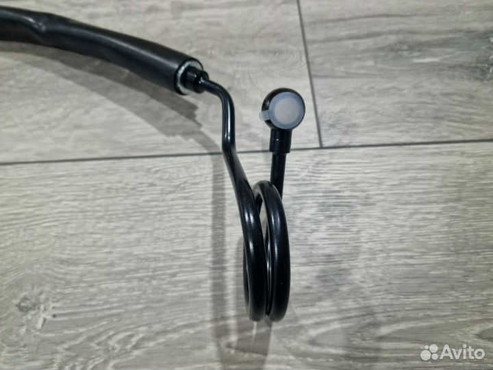 Шланг (Гур) высокого давления Audi A6 C5, A4 B5/VW