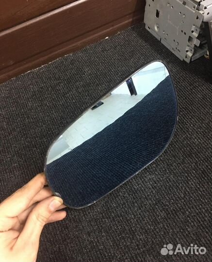 Фара правая Ractis