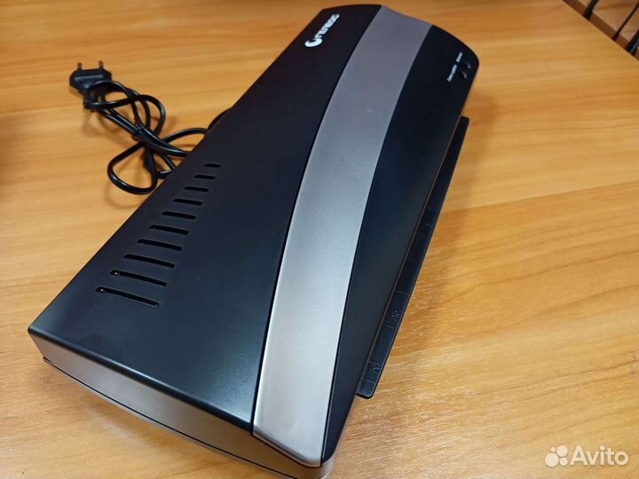 Ламинатор Гелеос лм А4-2R