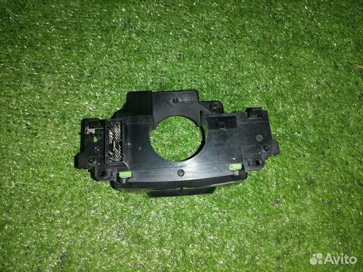 Модуль рулевого колеса 30658655 Volvo V70 XC70 SW