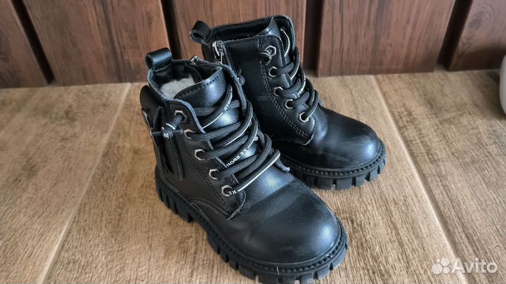 Ботинки для девочки