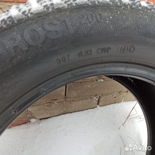 Gislaved Nord Frost 200 215/55 R16