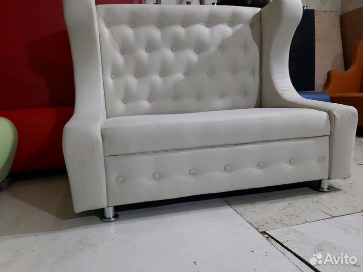 Диван для ресторана и отеля