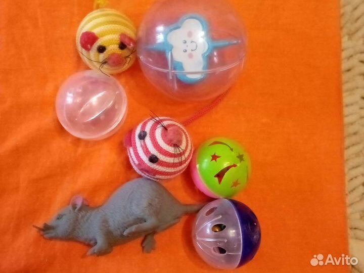 Набор игрушек для кошки