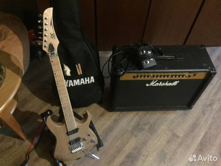 Комбоусилитель гитарный Marshall