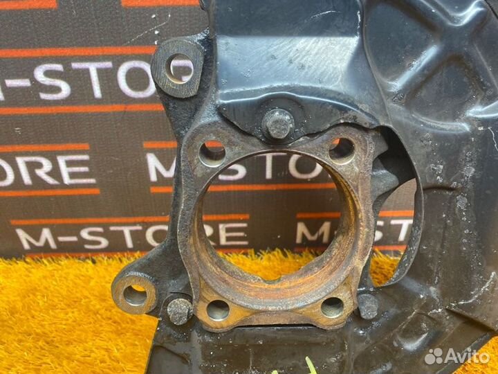 Кулак поворотный передний левый Volvo Xc90 C59