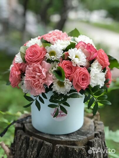 Коробочка с цветами микс