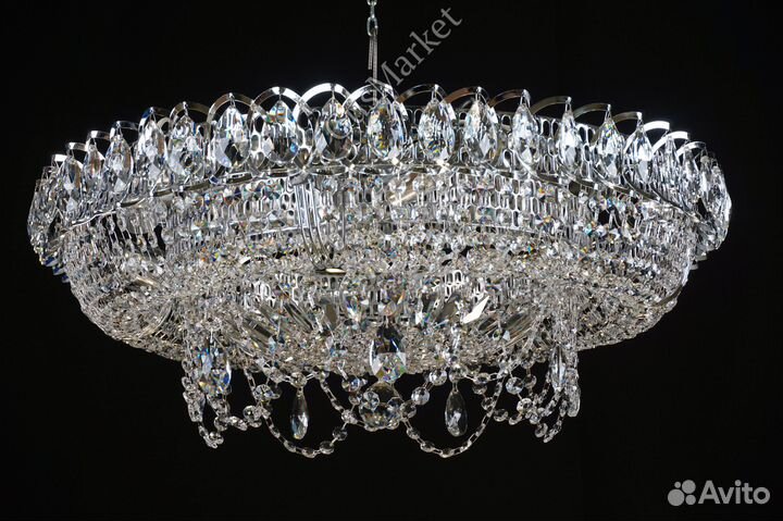 Хрустальная люстра 