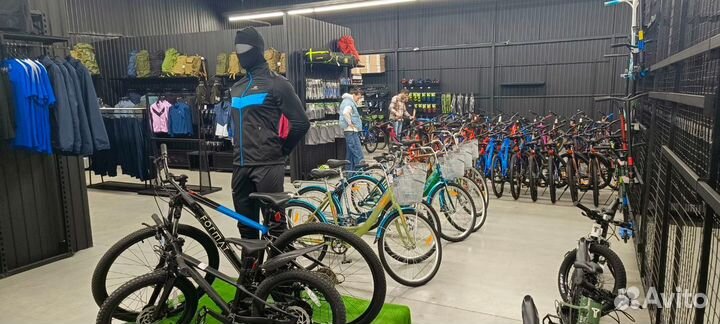 Самый большой склад велосипедов в Казани