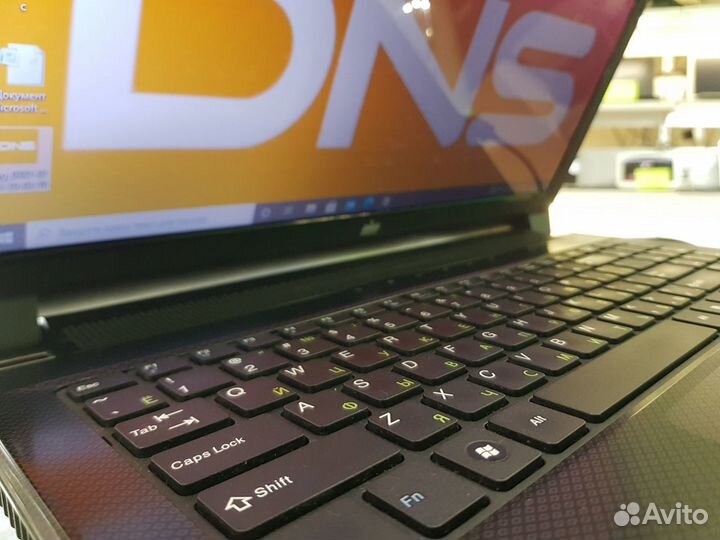 Ноутбук DNS (0158937) 15.6