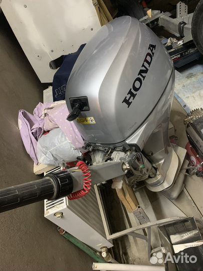 Лодка с Мотором