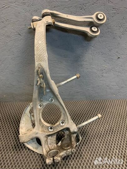 Кулак поворотный передний правый Porsche Macan S