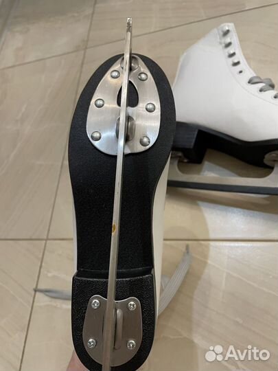 Коньки фигурные 39 размер Nordway