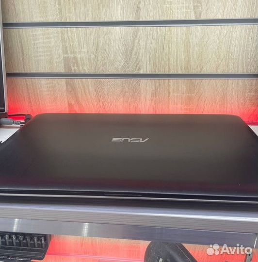 Ноутбук asus X540L