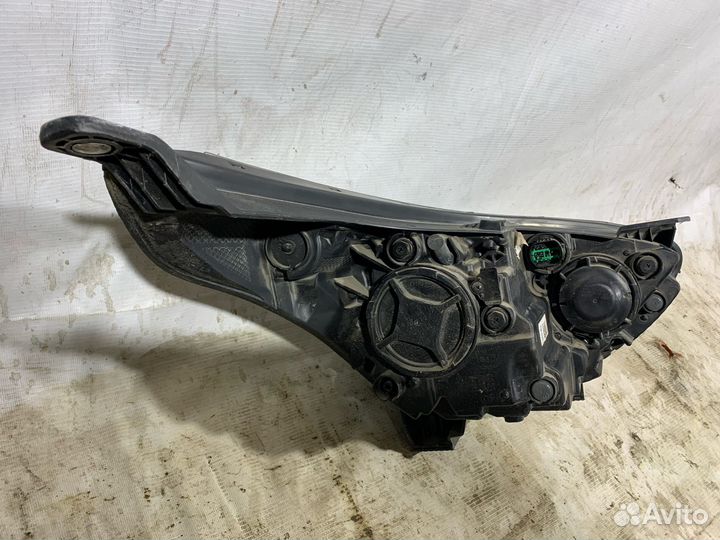 Фара передняя левая Kia Cerato 4